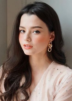 Rebecca Patricia Armstrong (2002)