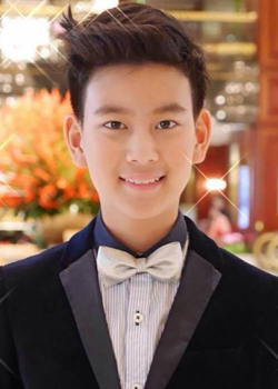 Ryu Ingkarat Damrongsakkul (2003)