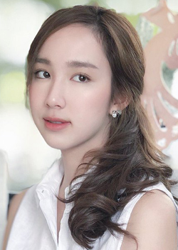 Aye Sarunchana Apisamaimongkol (2000)