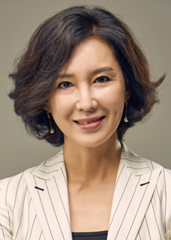 Shim Hye Jin (1967)