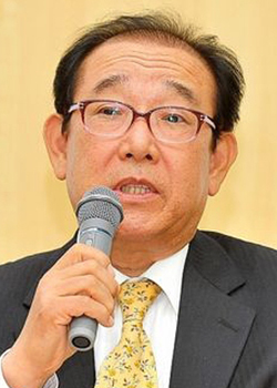 Shim Yang Hong (1944)