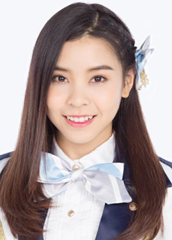 Tarwaan Isarapa Thawatpakdee (BNK48) (1996)