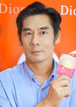 Tatphong Phongtat (1970)