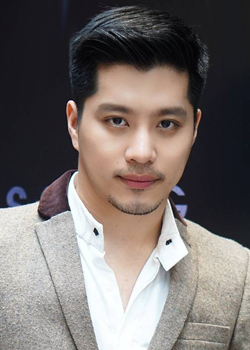 Tee Vivid Bavornkiratikajorn (1988)