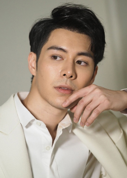 Thana Chantana (1993)