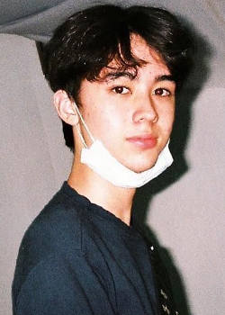 Tony Anthony Buisseret (2004)