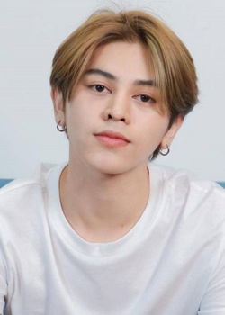 Toto Thanadech O-phatthanyakorn (1997)