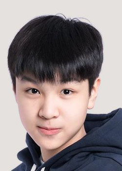 Yochi Suriyawit Thanomchaisanit (2010)