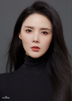 Cynthia Zhang (1992)